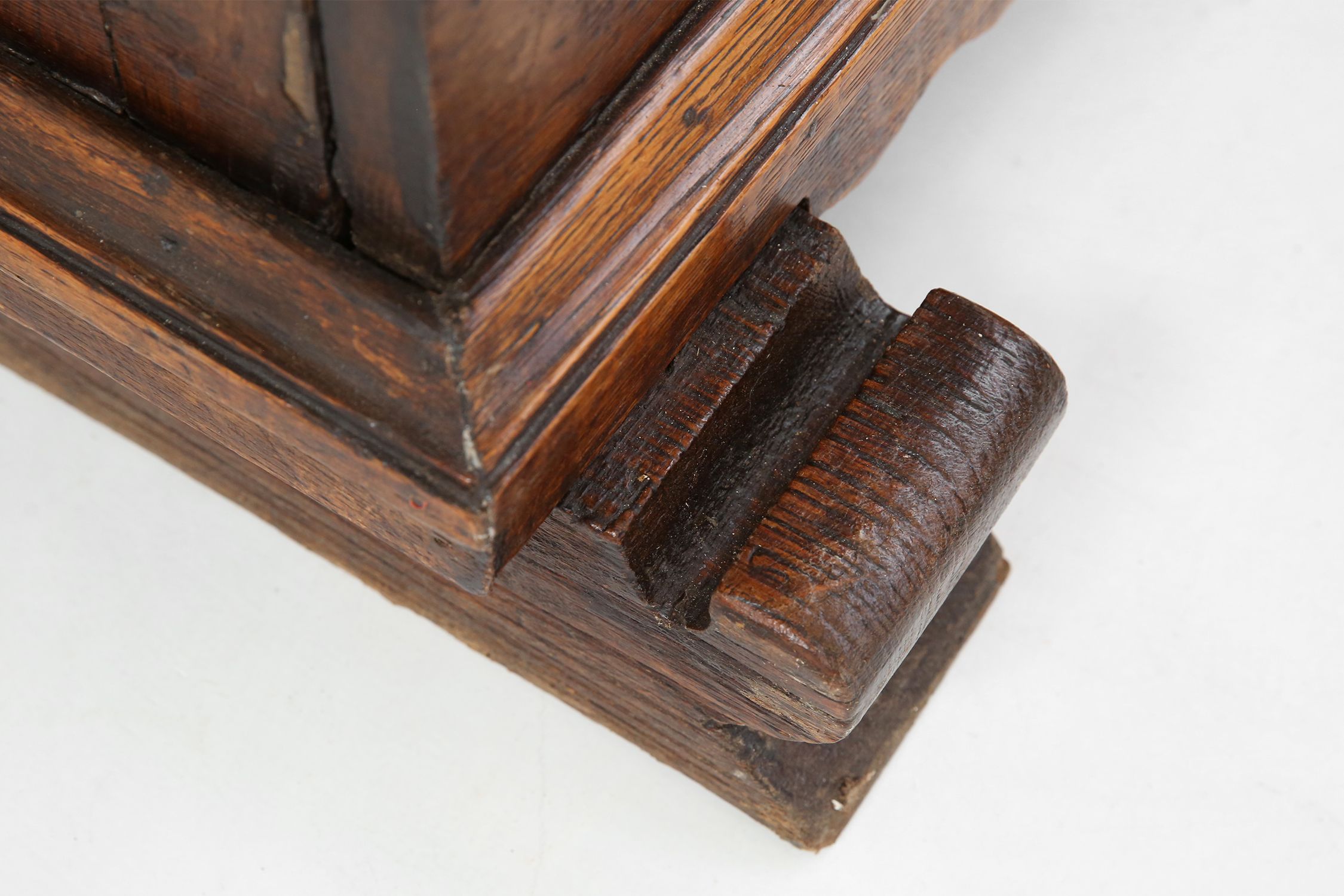 Late 18th Century Flemish oak Cabinet, ca. 1780sthumbnail